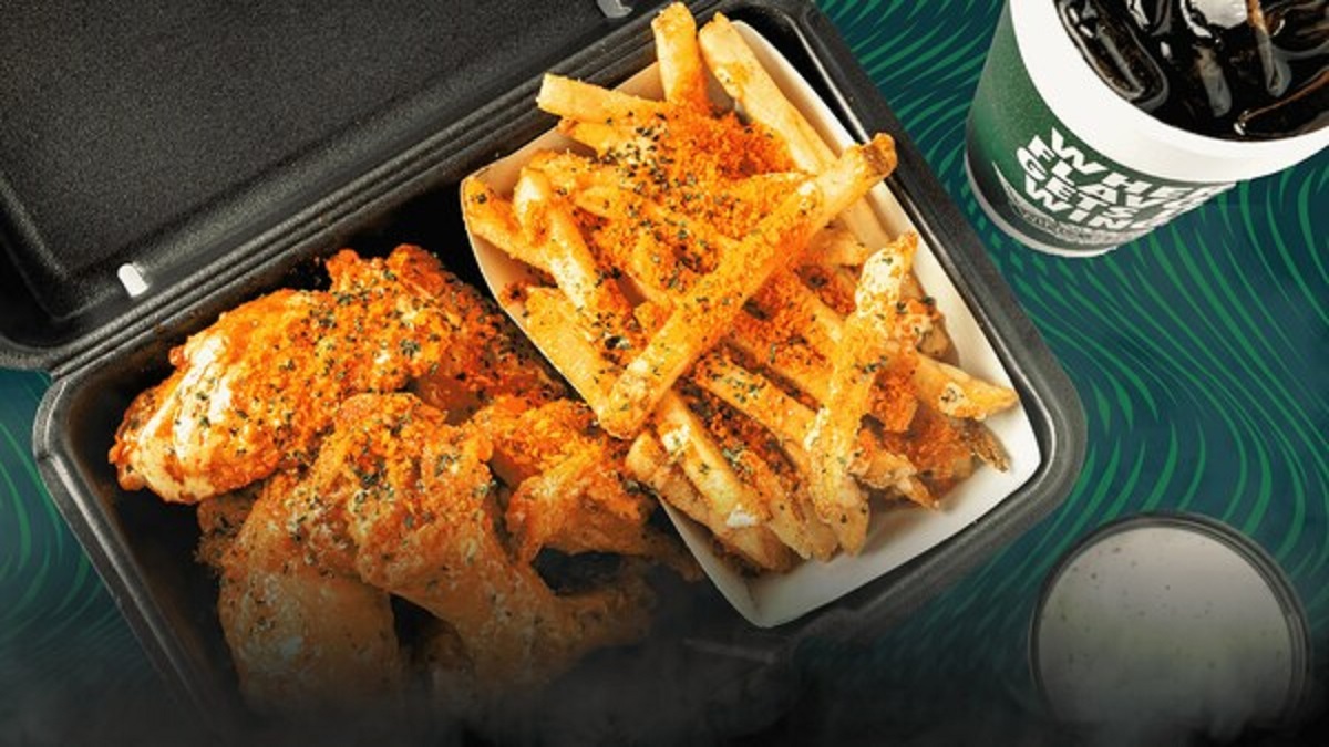 Wingstop Hot Box